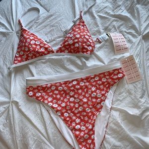 Brand New Dippin Daisy's Bikini Set